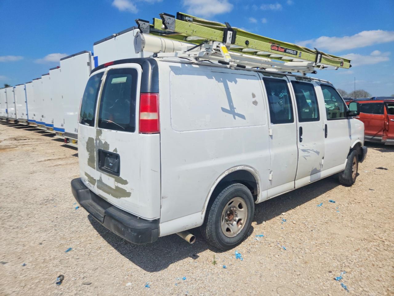2006 CHEVROLET Express — VIN 1GCGG25VX61173912 — photo 3